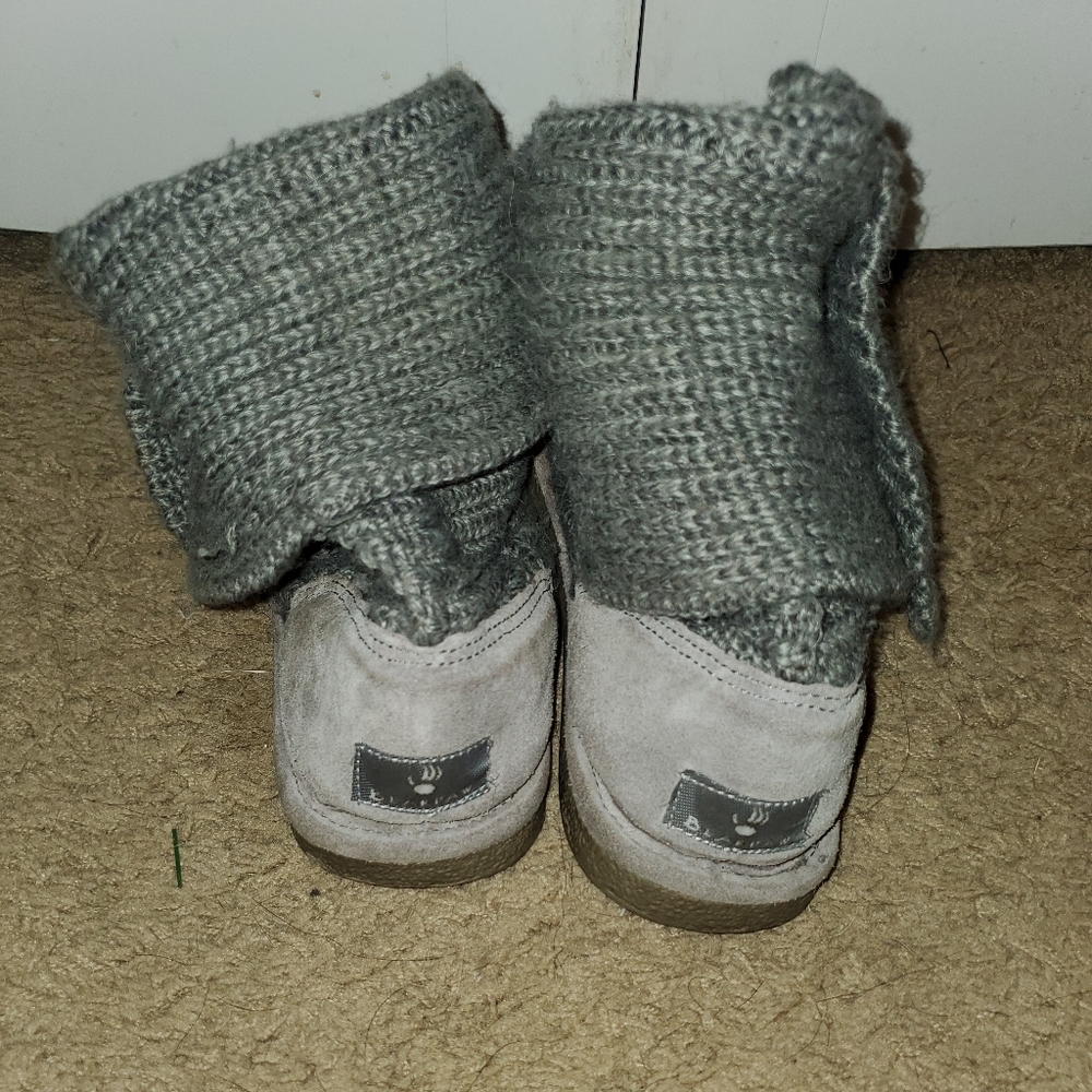 Bear Paw Cable knit Boots
